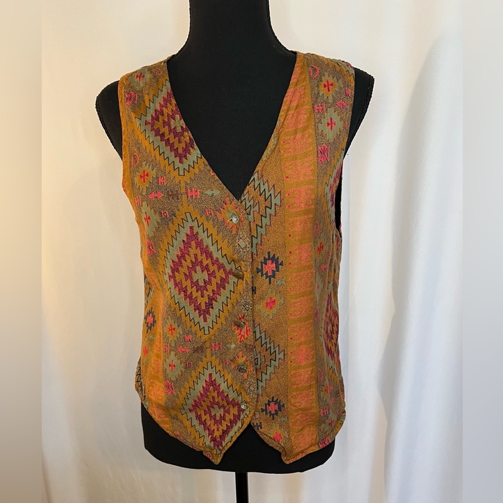PASSPORTS OF PIER 1 IMPORTS Vintage Colorful Vest Size Large.